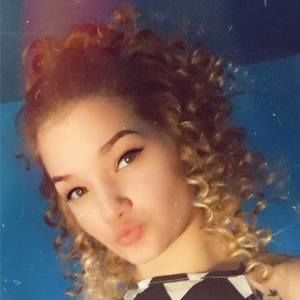 Meet your Posher, Stacey